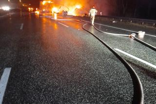 Spalone ciało leżało na drodze. Koszmarny wypadek na autostradzie A4 w Zabrzu