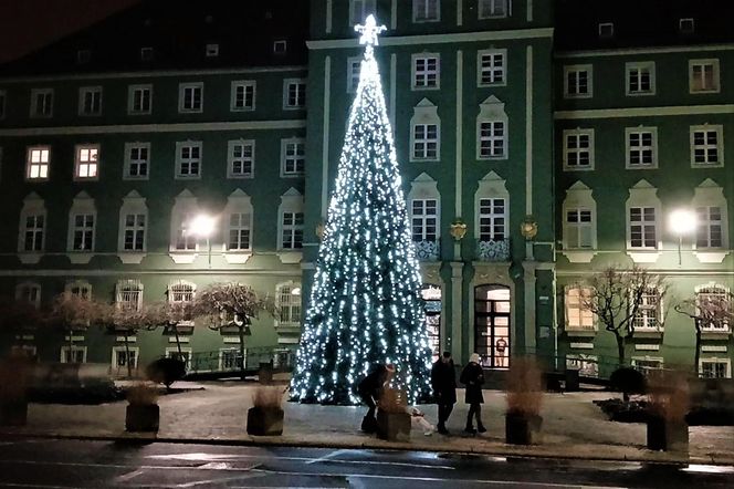 Skromne iluminacje świąteczne w Szczecinie