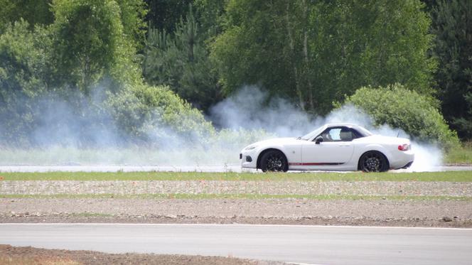 Mazda MX-5 - zlot 2014 fanów w Polsce na torze Jastrząb