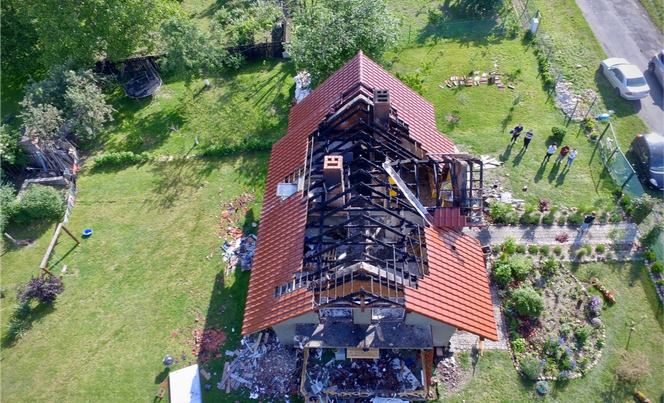 Opolskie: Pożar strawił ich dom w chwilę! Budowali go 10 lat