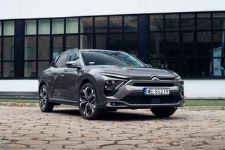 Citroen C5 X w końcu ma to coś. Jedna z zalet jest kluczowa - TEST