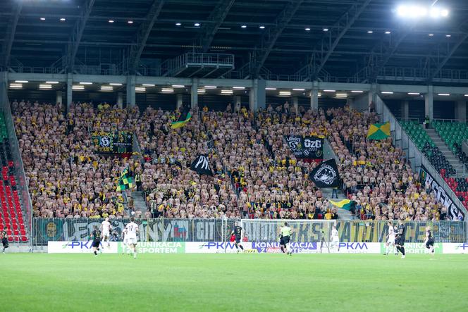 GKS Katowice wygrywa derby Śląska. GKS Tychy nadal z szansami na awans do Ekstraklasy