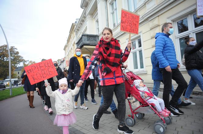 Koszalin: Protest kobiet na ulicach miasta