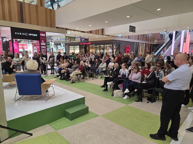 Tłumy na Kujawsko-Pomorskim Festiwalu Książki! Zielone Arkady zamieniły się w literacki raj