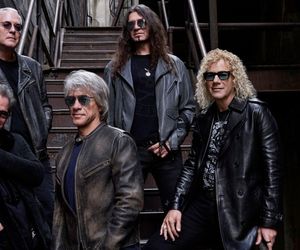 Bon Jovi z oficjalnymi zapowiedzi nowej wersji albumu Forever. Premierowy utwór już w sieci
