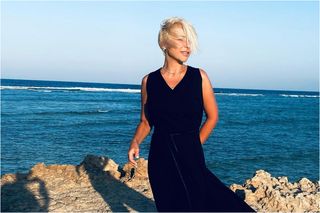 Piękna dziennikarka TVN kusi biustem! Robi się gorąco od samego patrzenia