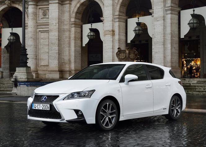 Lexus CT200h po liftingu 2014