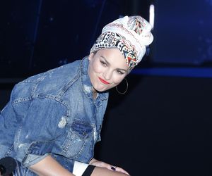 Ewa Farna lubi włosowe eksperymenty. Tak się zmieniała jej fryzura