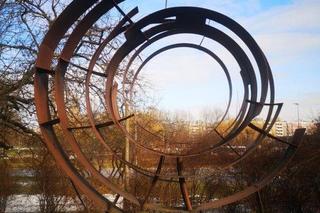 Rzeźba Spirala kosmiczna 