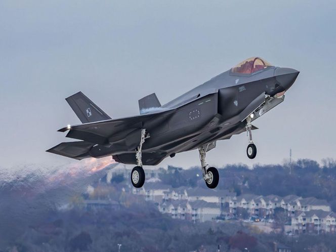 F-35 Husarz