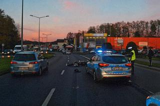 Nowy Sącz. Nastolatek bez prawa jazdy uciekał przed policją. Potrącił go samochód