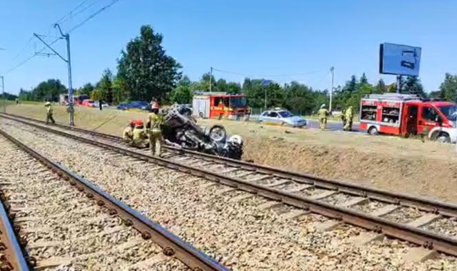 PILNE: Tragiczny wypadek w Blachowni. Osobówka wjechała pod pociąg Intercity