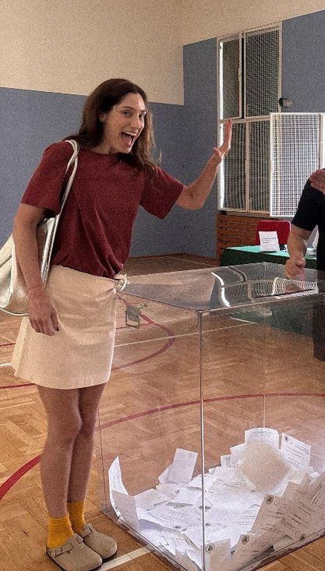 Wybory Prezydenckie 2025: Tak głosują gwiazdy w drugiej turze! Orina Krajewska