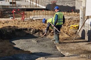 Ruszyła budowa nowej pływalni Akwawit w Lesznie. Kiedy gotowa i co w niej będzie?