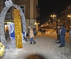 Parada Mikołajów i odpalenie choinki świątecznej w Kielcach