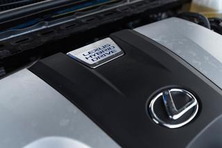 Lexus ES300h F Sport
