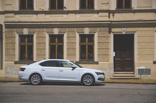 Skoda Superb lifting 2020