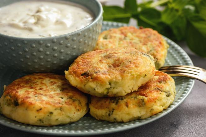 Kotleciki  ziemniaczane z serem i brokułami - pychotka za grosze!