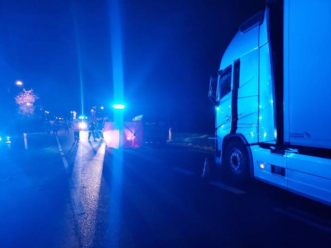 Śmierć na DK 73 w Brniu. Zginął 35-letni mężczyzna, kierowca miał 2,7 promila