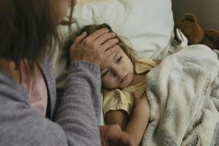 Kolejna choroba zakaźna rośnie w siłę. Szczególnie niebezpieczna dla dzieci