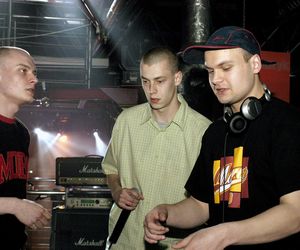 Ich hit na początku lat 2000. śpiewali wszyscy. Członkowie Jeden Osiem L. po latach wrócili na salony 