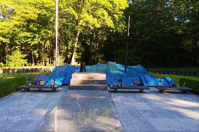 Pomnik "Tym, którzy nie powrócili z morza" po renowacji