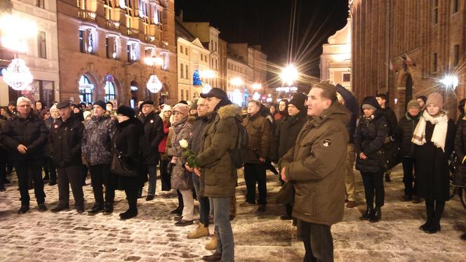 Wiec przeciwko przemocy i nienawiści w Toruniu