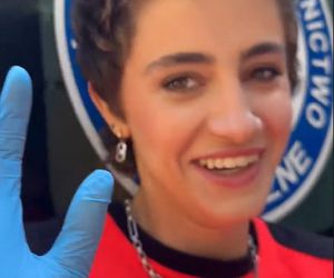 Na sygnale na planie. Karolina (Klaudia Janas)