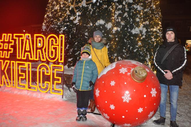 Świąteczne iluminacje i choinki w centrum Kielc