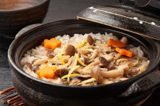 Grzyby shimeji: przepis na rewelacyjne danie z grzybami shimeji z ryżem