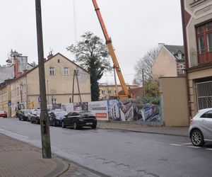 Postępują prace nad nowym apartamentowcem w centrum Olsztyna. Zobacz nowe zdjęcia