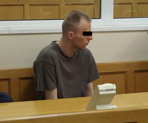 Kamilek z Częstochowy dwa lata temu został zabity w okrutny sposób przez matkę i ojczyma. Oprawcy stanęli dziś przed sądem