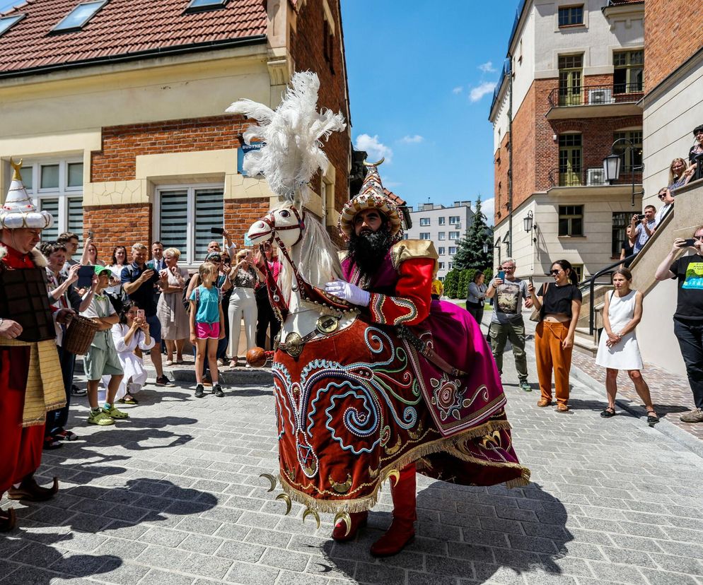 Pochód Lajkonika w Krakowie. To jedna z najstarszych i najpiękniejszych tradycji