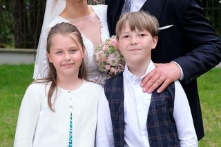 M jak miłość odc. 1890. Kama (Michalina Sosna), Marcin (Mikołaj Roznerski), Szymek (Staś Szczypiński), Maja (Laura Jankowska)