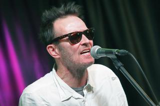 Scott Weiland śpiewa Happy Xmax (War Is Over) Johna Lennona i Yoko Ono. Niepublikowane dotąd nagranie jest już dostępne!