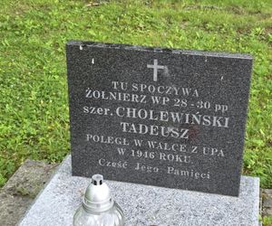 Cerkiew i kaplica Grobowa w Kuźminie