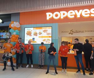 Kolejka czekała od 5 rano. Byliśmy na otwarciu Popeyes w Gdyni 