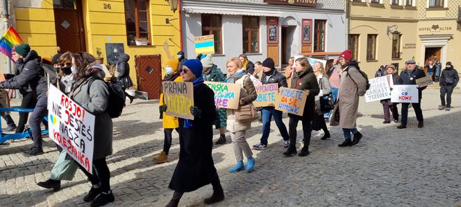 Ulicami Lublina przeszła po raz 6 Manifa. Tym razem - w geście solidarności z Ukrainą