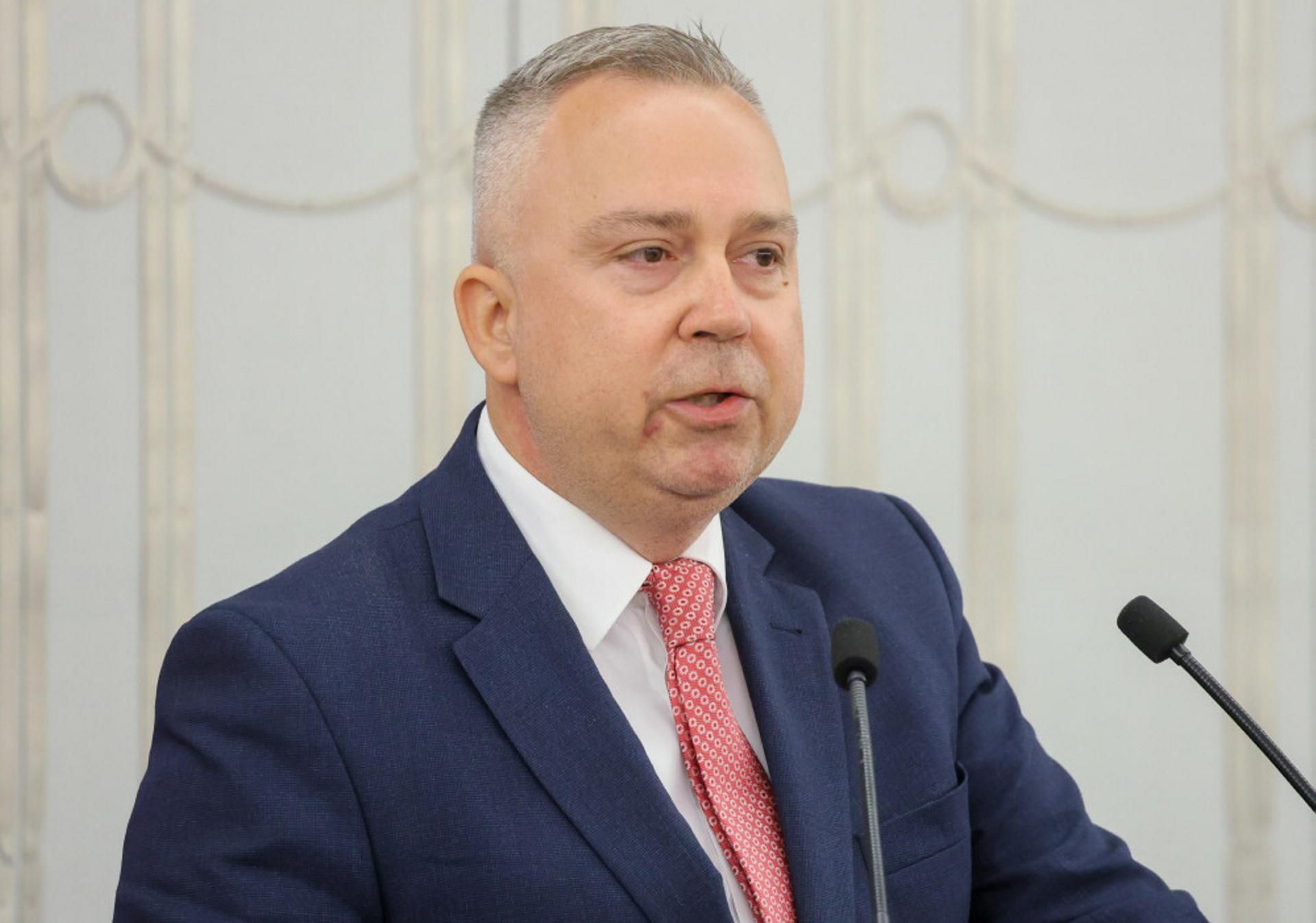 Piotr Woźniak wykluczony z klubu Lewicy. Decyzja po głosowaniu nad składką zdrowotną