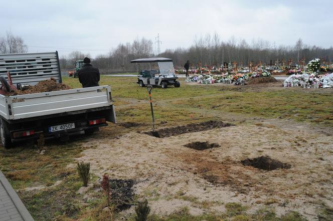 Koszalin. Przygotowania do uroczystości pogrzebowych 2