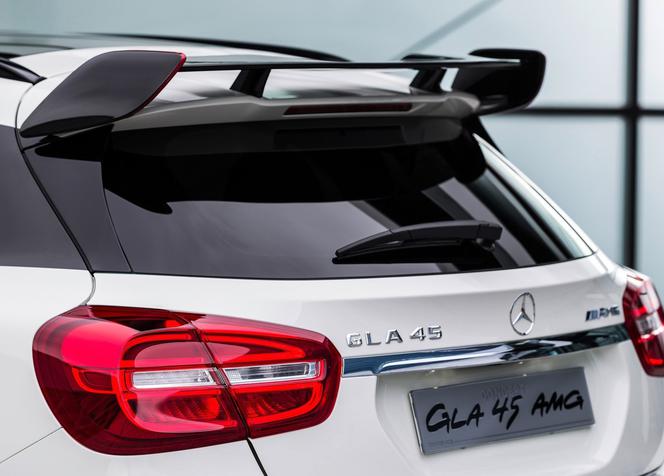 Mercedes-Benz GLA45 AMG Concept