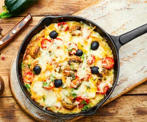 Pizza naleśnikowa z patelni: łatwy przepis na szybki posiłek