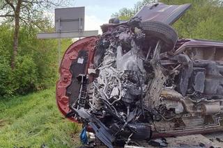 Beszowa. Śmiertelny wypadek w czasie rodzinnej wycieczki. Dwie osoby nie żyją, dwie walczą o życie [ZDJĘCIA]