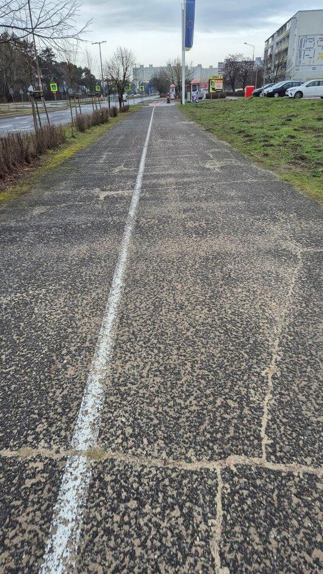 Szukają wykonawcy. Chodzi o remont ścieżki rowerowej i chodnika przy ul. Konstytucji 3 Maja