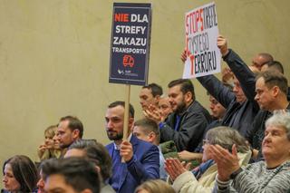 Rada Warszawy głosowała ws. Strefy Czystego Transportu