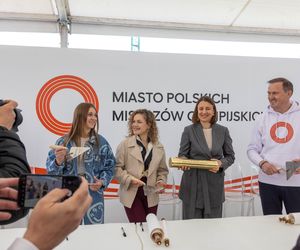 Wmurowali kamień węgielny pod budowę osiedla Roberta Lewandowskiego i firmy Profbud