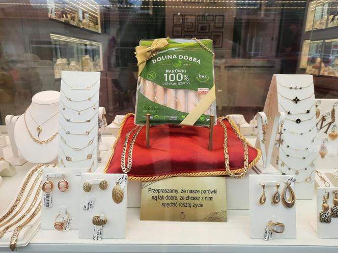 Parówki u jubilera! Nietypowa akcja na walentynki 