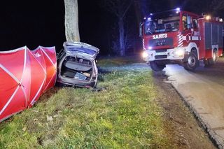 Roztrzaskał się na drzewie, bo myślał, że go śledzą