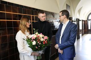 Premier Morawiecki u sześcioraczków z Krakowa