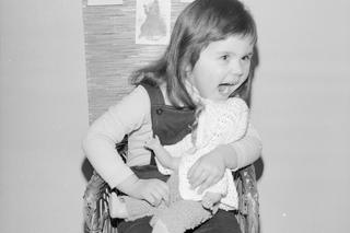 QUIZ Dzieciństwo PRL. Dokończ kultowe teksty od mam!